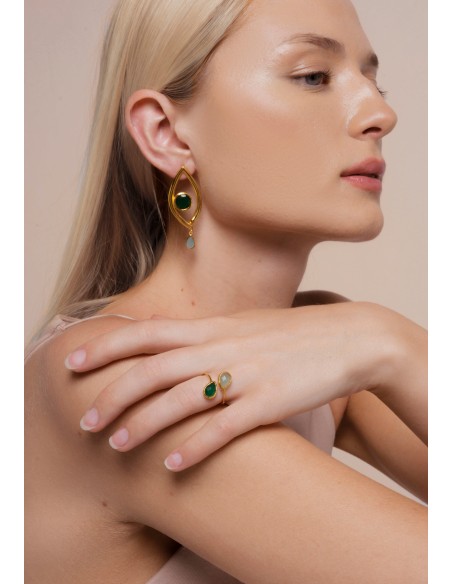 Pendientes de fiesta dorados piedra verde invitada