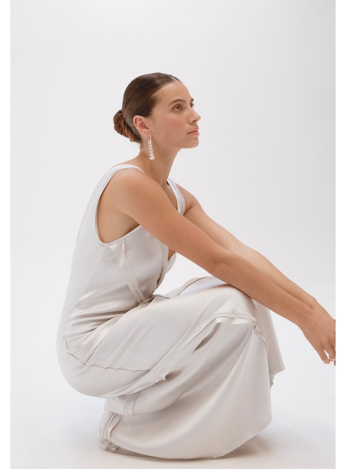 Silver earrings with pearl pendants