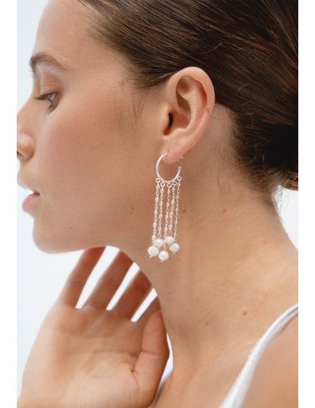 Boucles d'oreilles en argent avec pendentifs en perles