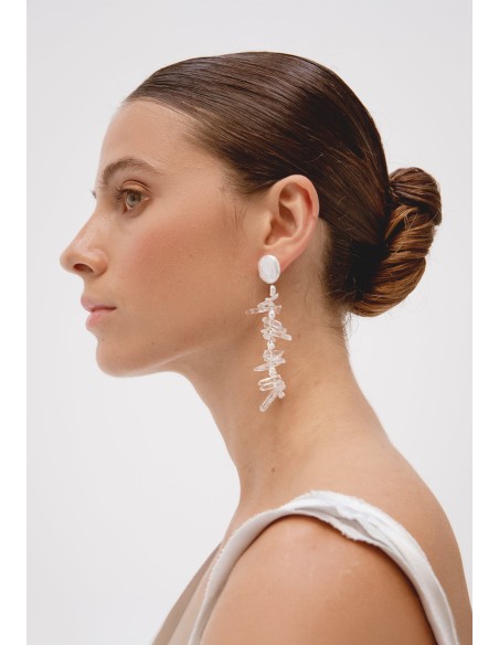 Longues boucles d'oreilles avec cristaux de roche
