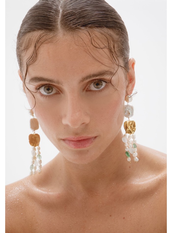 Longues boucles d'oreilles avec perles d'aguadulce