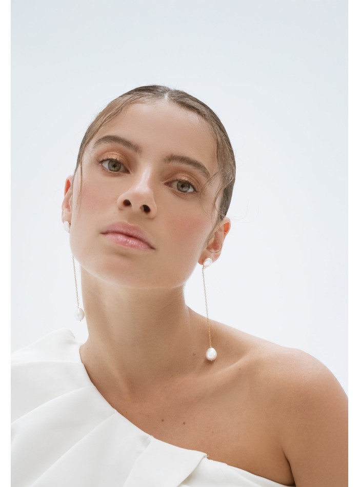 Pendientes largos con perlas - Dara