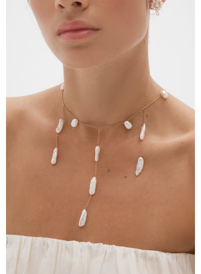 Gold plated necklace with pearl pendants