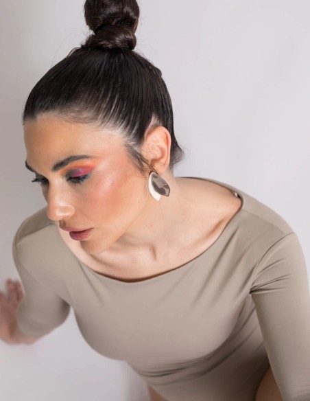 Boucles d'oreilles en céramique en forme de feuille