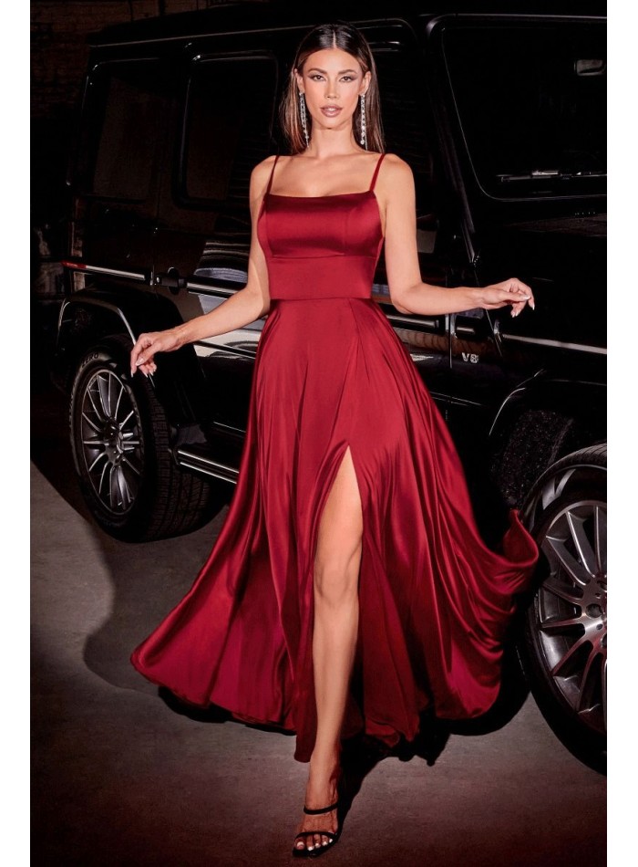 Robe de bal midi en satin avec jupe flottante