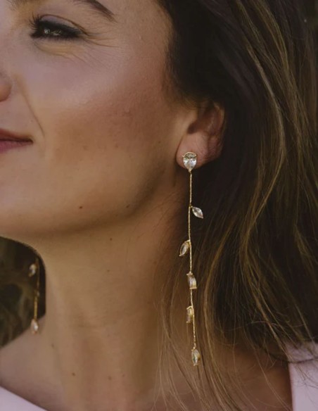 Pendientes largos con mini hojas de circonitas