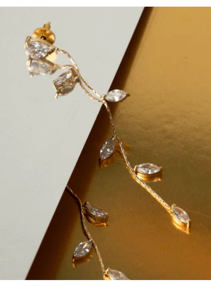 Pendientes largos con mini hojas de circonitas