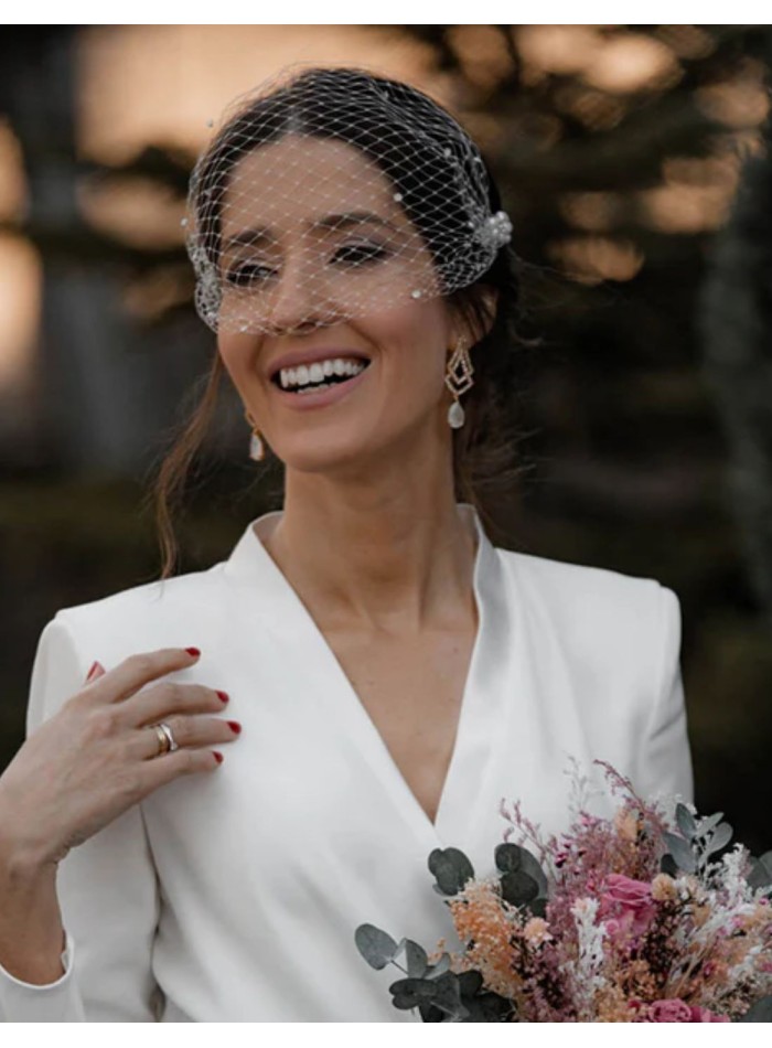 Boucles d'oreilles de fête avec zircon cubique...