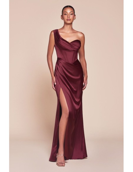 Satin long gown with sweetheart neckline