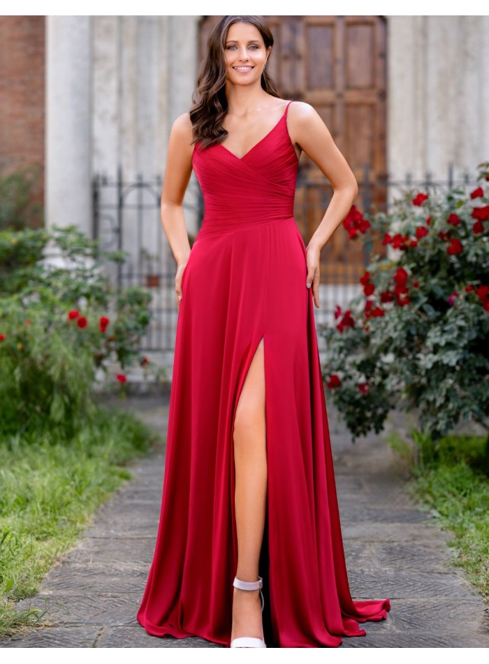 Vestido de invitada largo de gasa con tirante fino