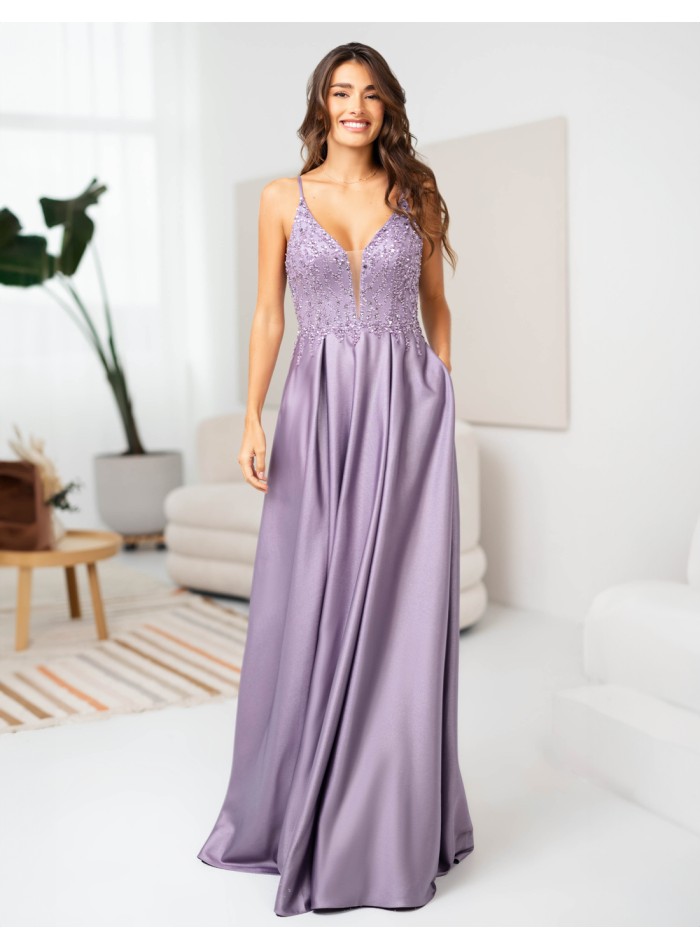 Vestido de fiesta largo de tirantes con escote en V y pedrería