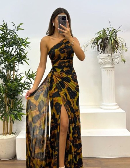 Robe longue en mousseline de soie imprimée avec encolure asymétrique