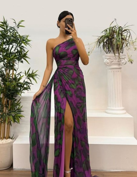 Robe longue en mousseline de soie imprimée avec encolure asymétrique