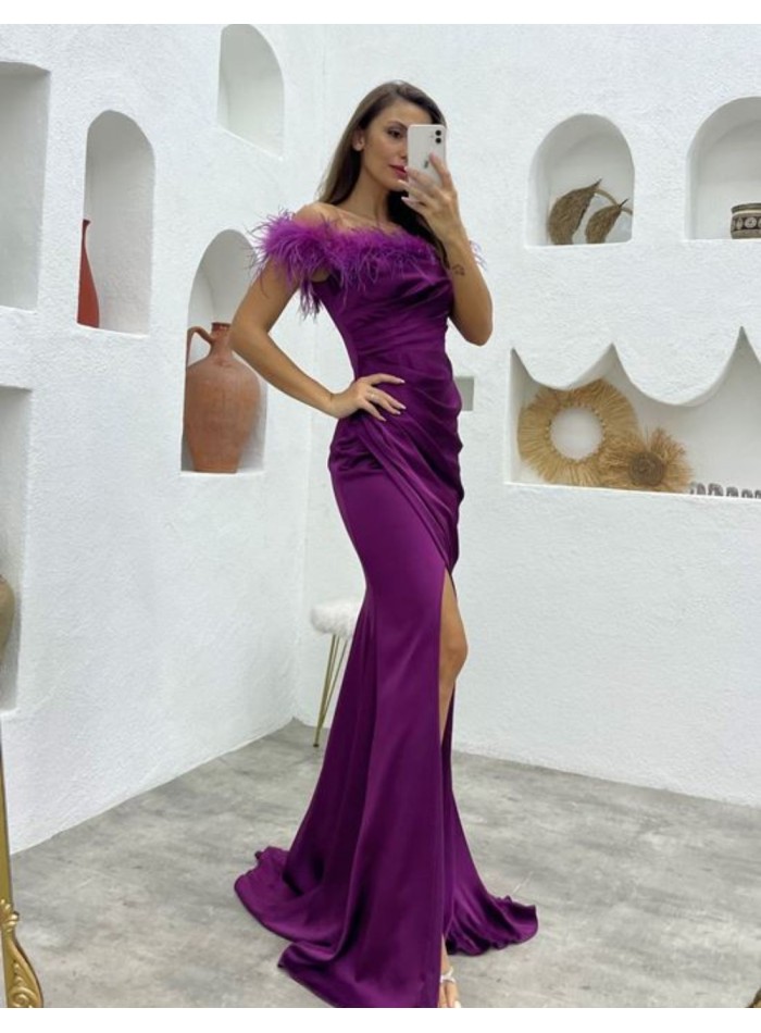 Robe longue de fête avec encolure bardot à...