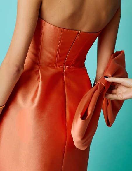 Vestido corto de fiesta con corpiño para eventos especiales