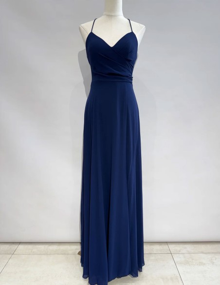 Robe de soirée longue avec un dos ouvert