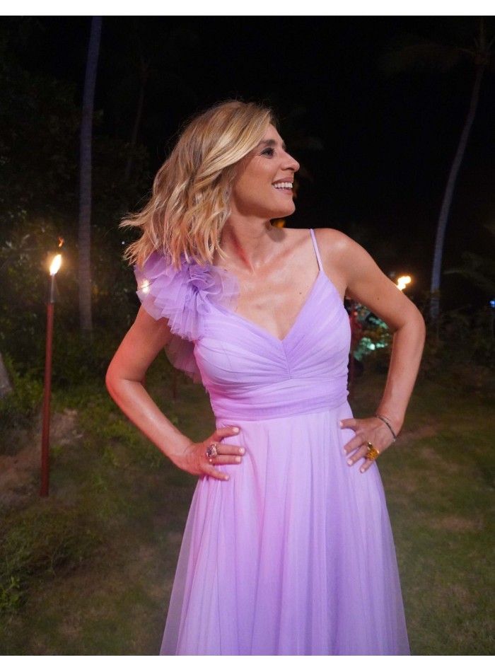 Long tulle dress with decorated shoulder for...