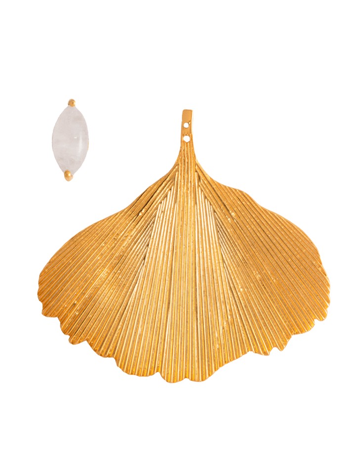 Boucles d'oreilles plaquées or en forme de feuille