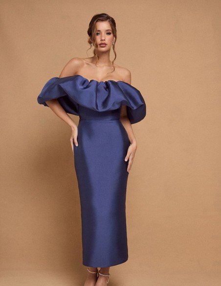 Vestido midi de fiesta azul con escote volantes