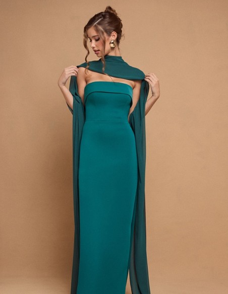Strapless long dress with emerald green cape