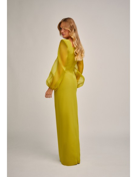 Vestido largo pistacho con escote curvo y mangas abullonadas para ocasiones especiales