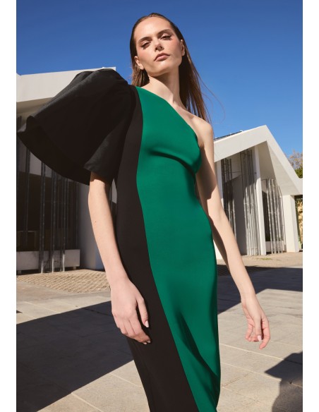 Asymmetrical midi dress with bare shoulder and taffeta sleeves