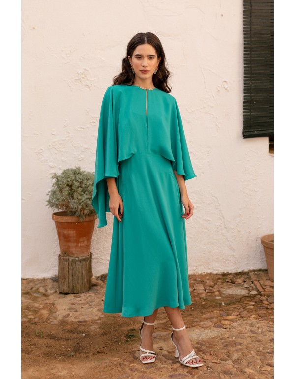 Vestido midi turquesa con capa asimétrica 2