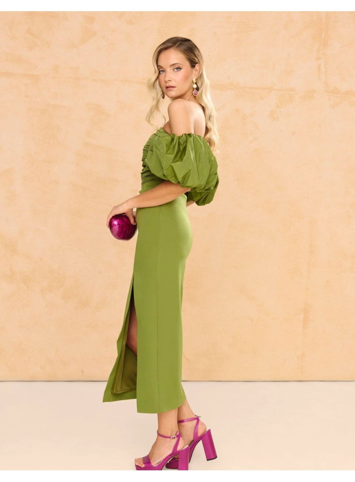 Robe midi décolletée sans bretelles avec...