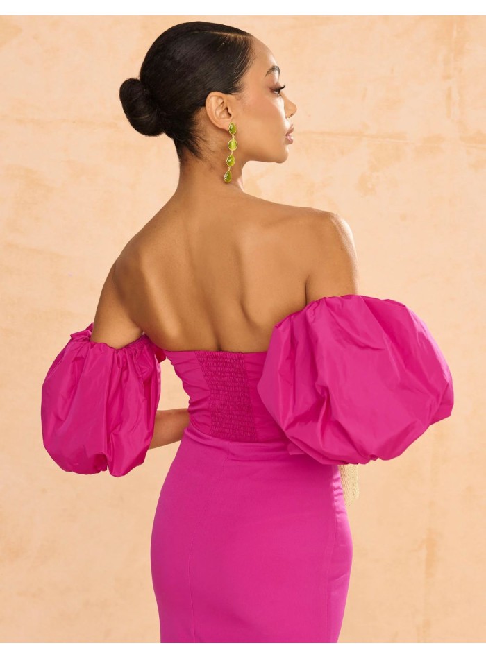 Vestido midi para invitada con mangas abullonadas y abertura buganvilla