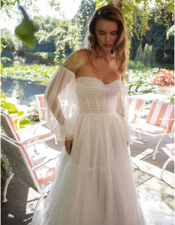 Vestido de novia largo con corsé