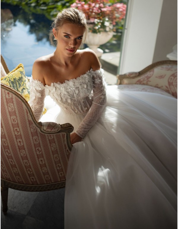 Long ivory wedding dress with lace neckline and rhinestones 2