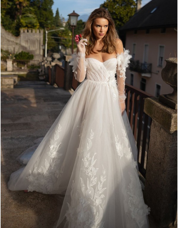 Vestido de novia marfil en A con escote corazón 2