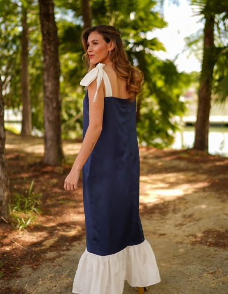 Robe midi bicolore bleu marine avec nœuds et volants