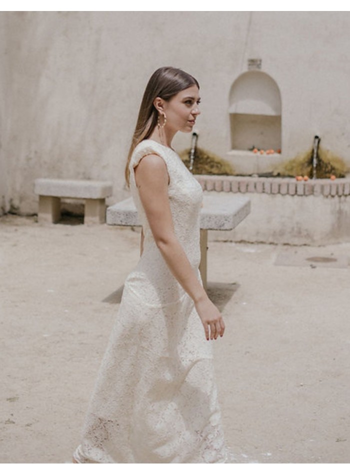 Off-white midi dress with shoulder pads