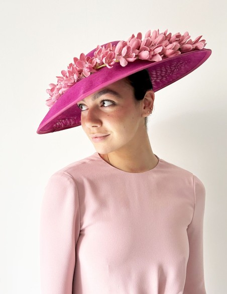 Pamela de invitada buganvilla con detalle flores