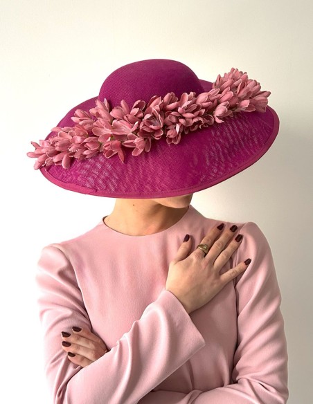 Pamela de invitada buganvilla con detalle flores