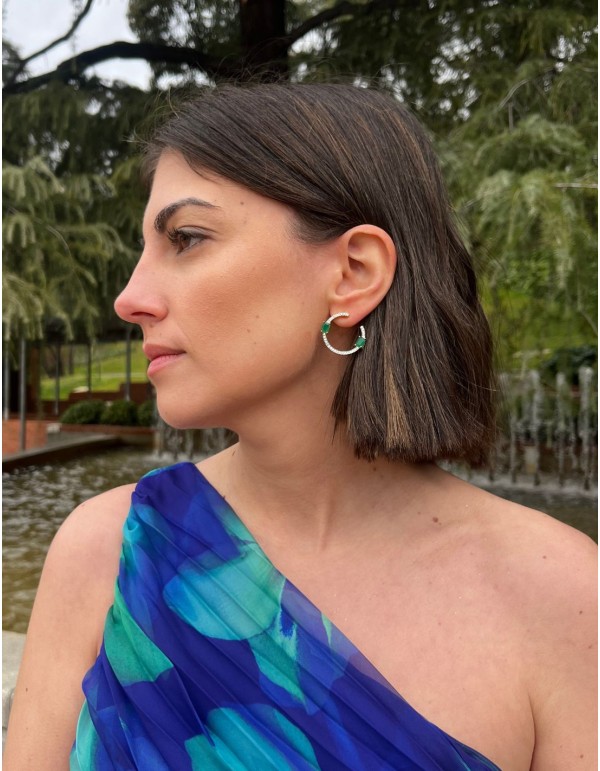 Boucle d'oreilles circulaires avec zircon et pierre