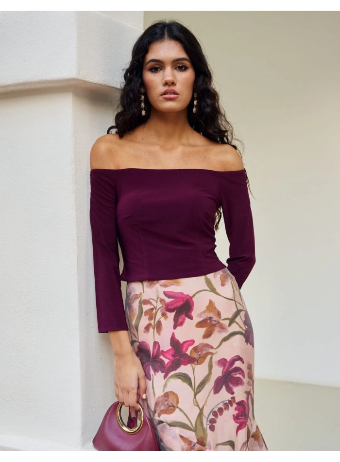 Top granate escote bardot