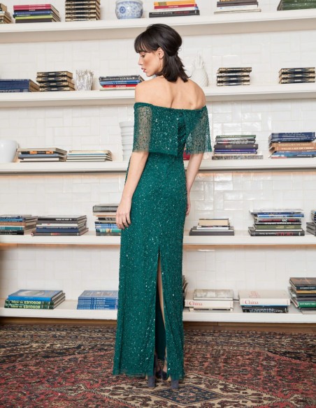 Longue robe de soirée verte avec encolure bardot et strass