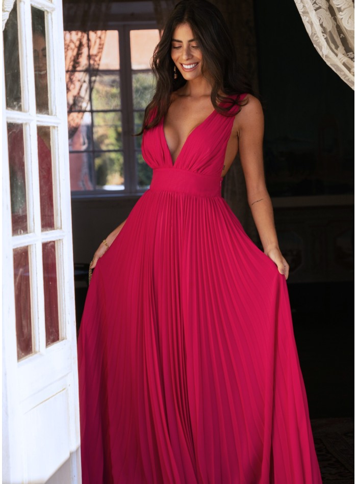 Vestido largo plisado rosa cereza