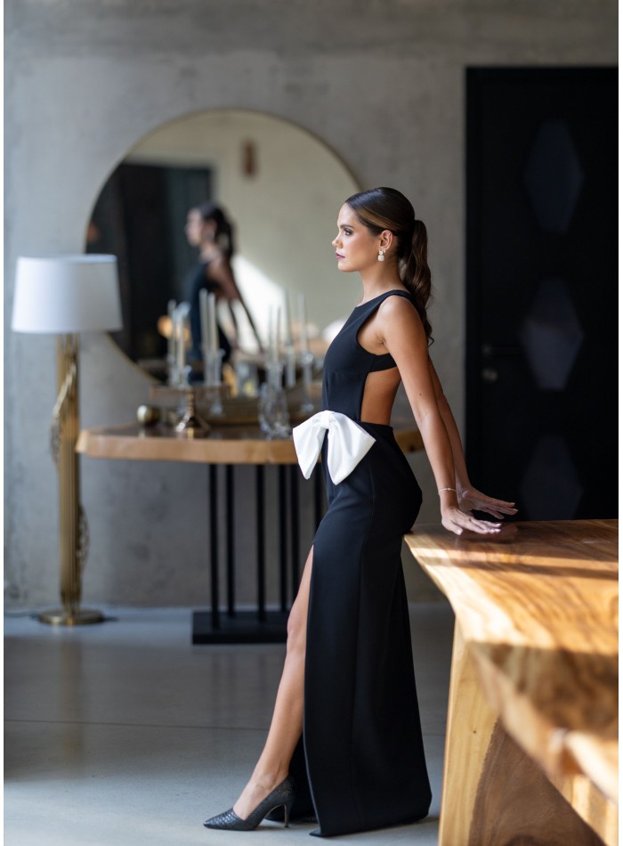 Long black guest dress with bow