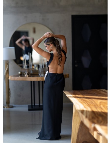 Long black guest dress with bow