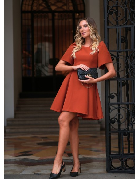 Vestido corto terracota fruncido