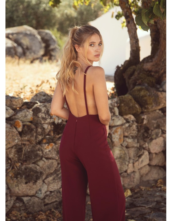 Burgundy jumpsuit with open back 2