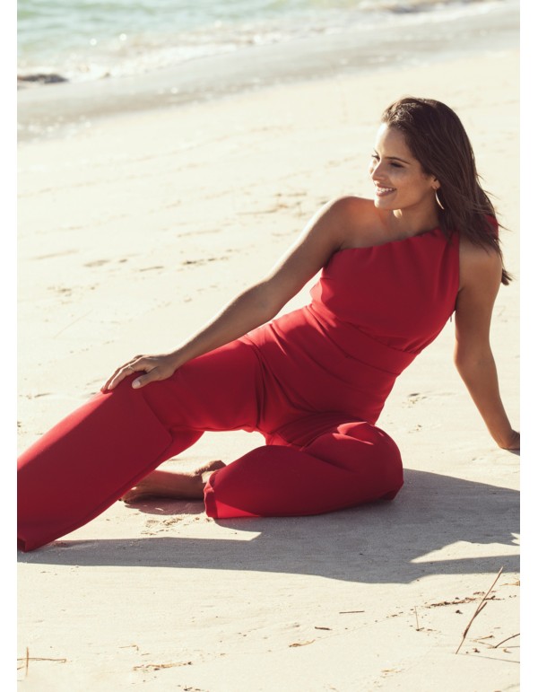 Asymmetrical red jumpsuit with lacing at the shoulder 2