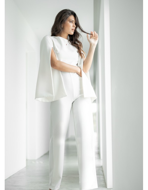 White jumpsuit with puffed sleeves and open back 2