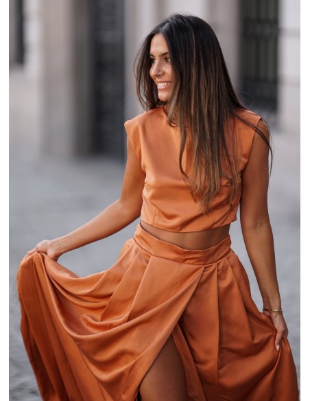 Terracotta long skirt lined with invisible zipper