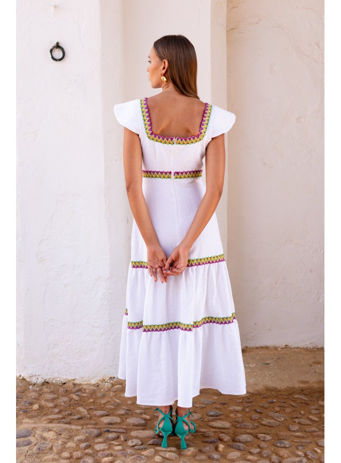 Vestido de invitada en lino blanco con escote...