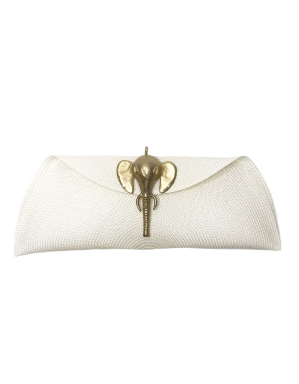 Raffia bag with elephant clasp in bronze