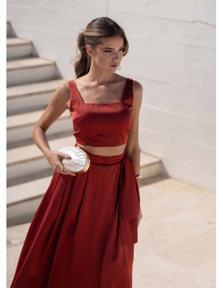 Terracotta top with straps and square neckline